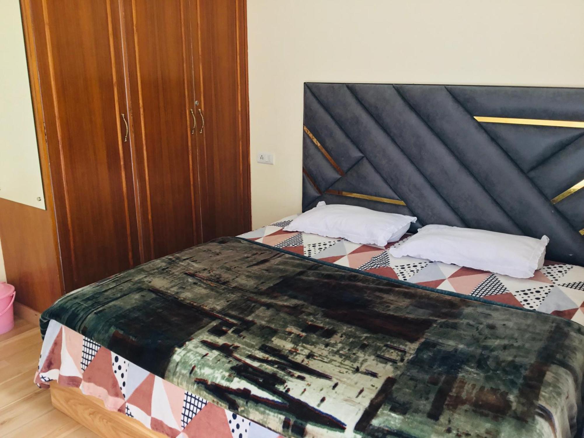 Shimla Vibes B & B Free Pick & Drop From Isbt 西姆拉 外观 照片