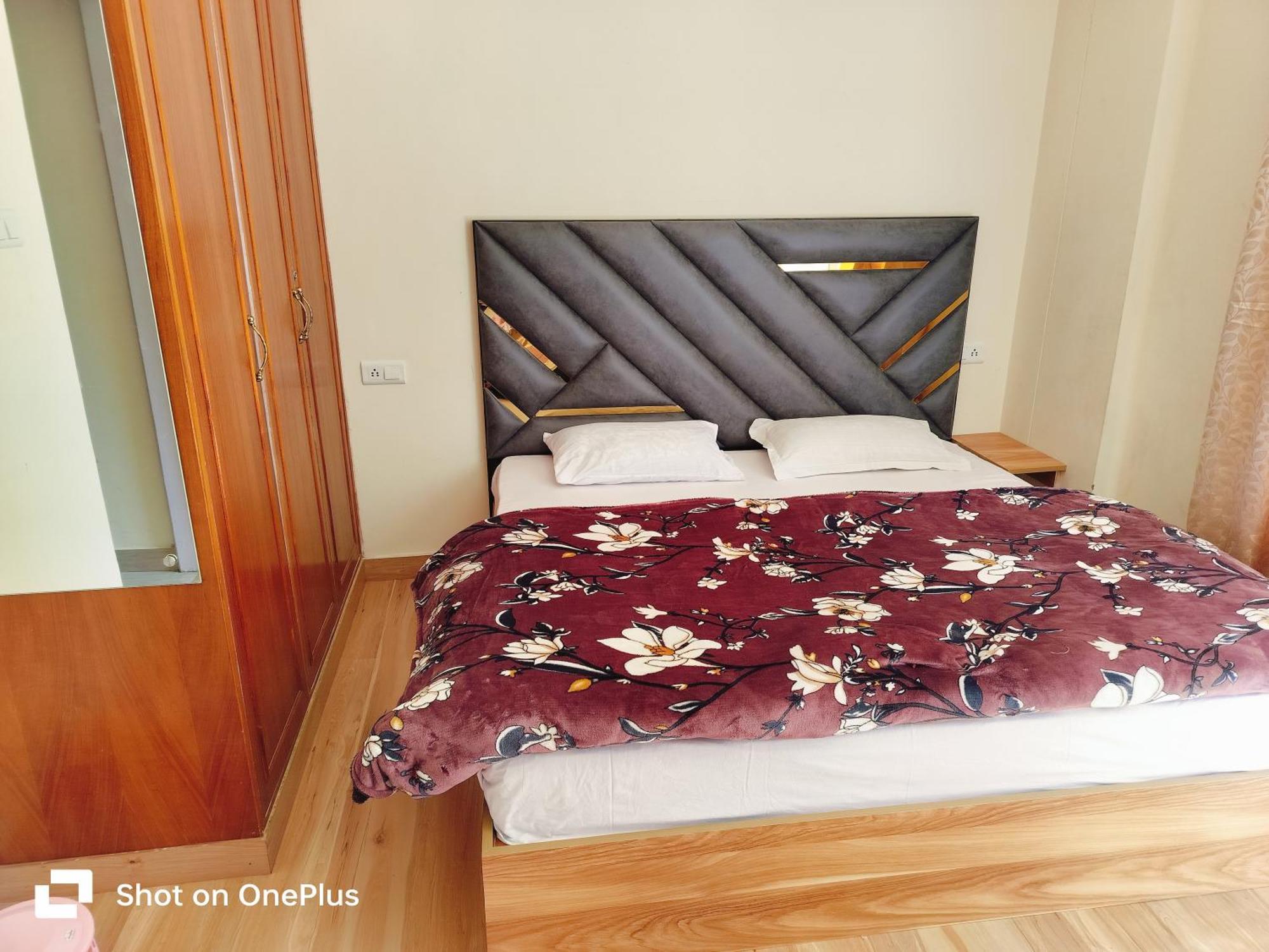 Shimla Vibes B & B Free Pick & Drop From Isbt 西姆拉 外观 照片